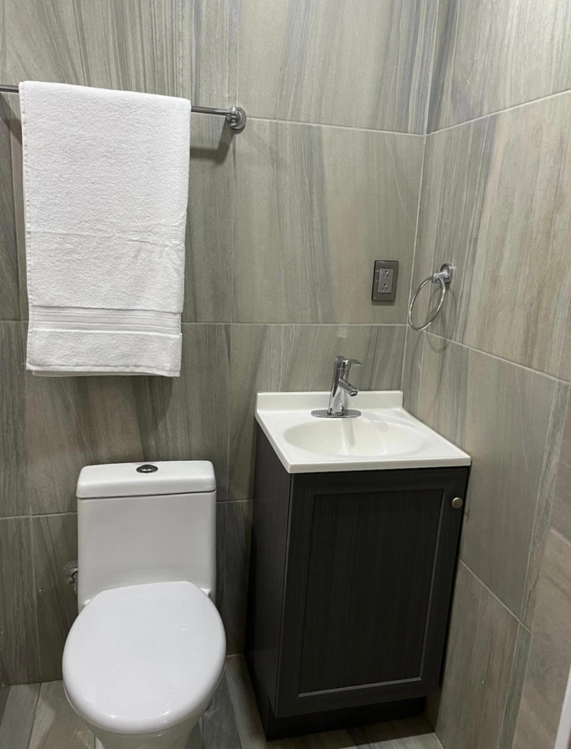 Apartamentos Aeropuerto Ciudad Juarez Dış mekan fotoğraf