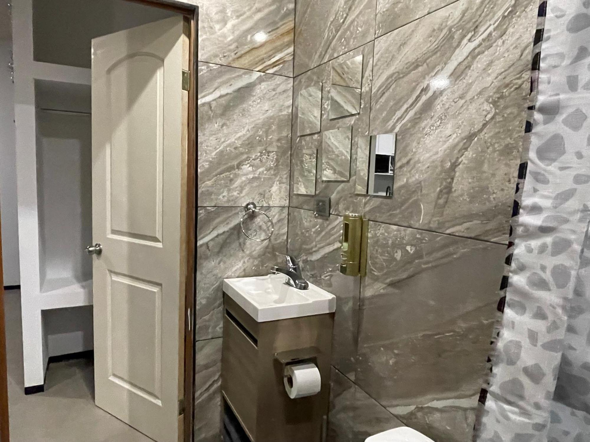 Apartamentos Aeropuerto Ciudad Juarez Dış mekan fotoğraf